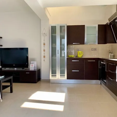 Chris Apartman Rhodes City